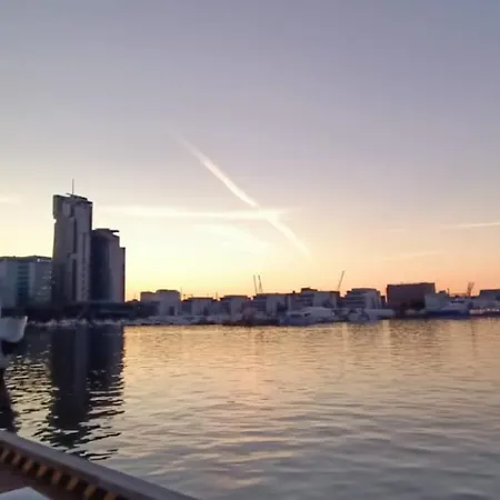 Lux Na Wzgorzu * グディニャ