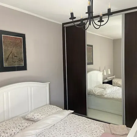 Lux Na Wzgorzu アパート *